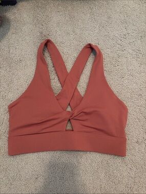 Fabletics Cross-Back Sports Bra - Rusty Rose